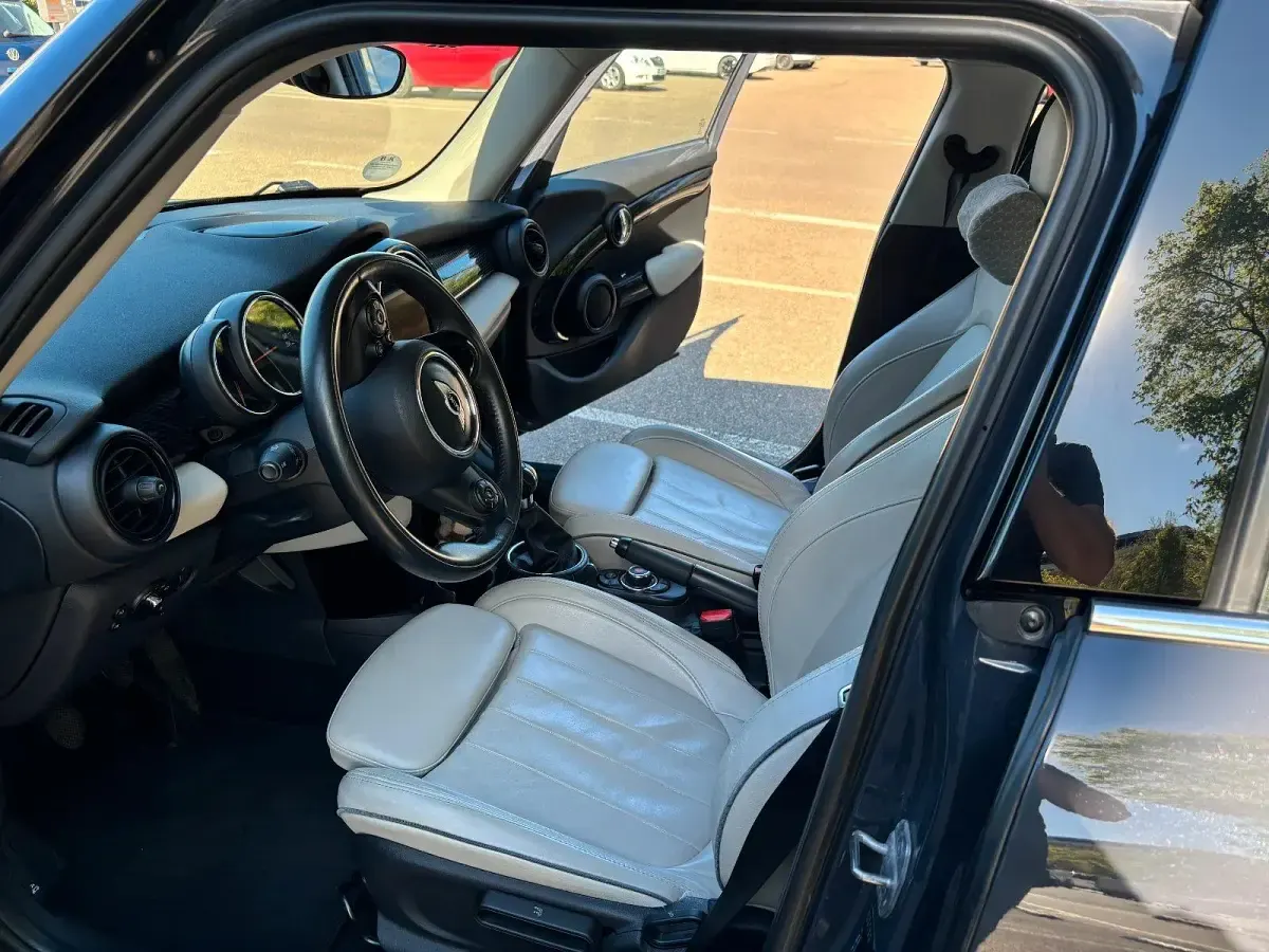 Używany Mini Cooper S Chili 197 KM (144 kW) 2016 Szary Hatchback