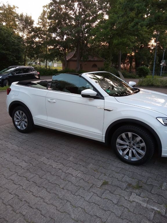 Weiß Gebraucht 2021 VW T-Roc Cabriolet Active Cabrio | 21.990 € (Fairer Preis) - Bild 1/4