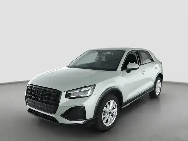 Używany Audi Q2 Advanced Plus 150 KM (110 kW) 2025 Srebrny SUV