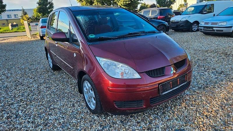 Rot Gebraucht 2005 Mitsubishi Colt Instyle Van / Kleinbus | 1.790 € (Teuer) - Bild 1/4