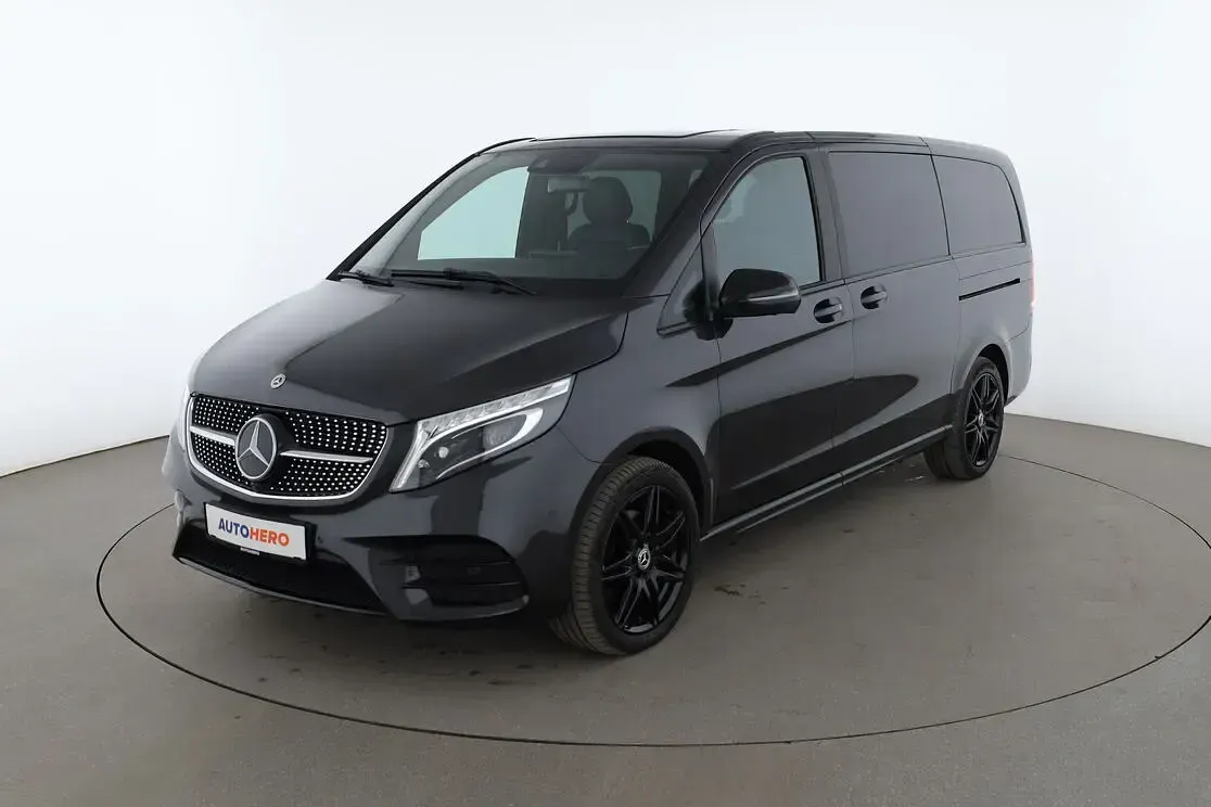 Gebraucht Mercedes V300 Avantgarde Edition 237 PS (174 kW) 2022 Van / Kleinbus