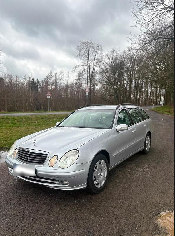 Gebraucht Mercedes E280 198 PS (145 kW) 2005 Silber Kombi