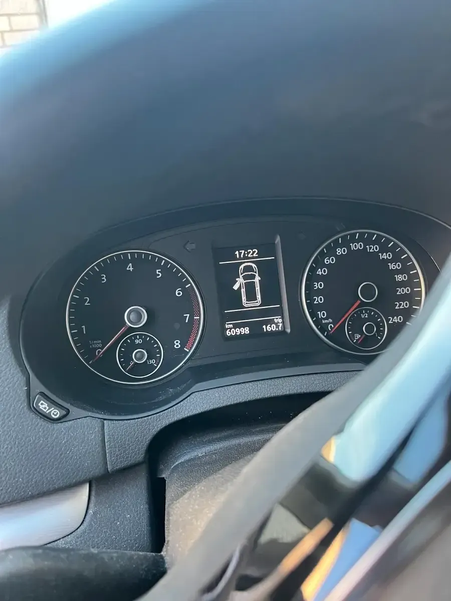 Gebraucht VW Sharan Comfortline 150 PS (110 kW) 2022 Grau Van / Kleinbus