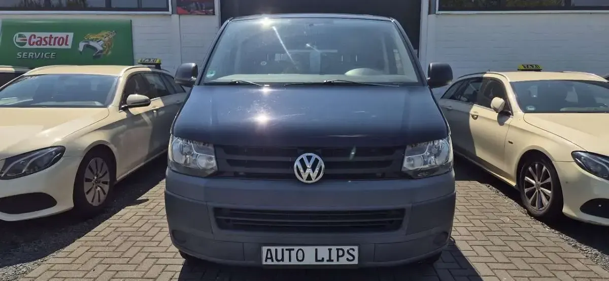 Gebraucht VW T5 102 PS (75 kW) 2011 Schwarz Van