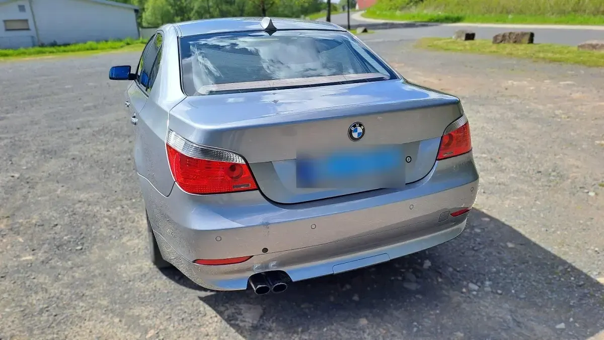 Gebraucht BMW 520 170 PS (125 kW) 2003 Grau Limousine