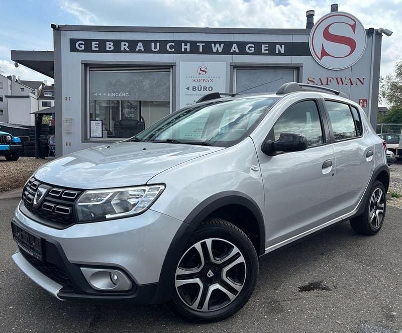 Gebraucht Dacia Sandero Celebration 90 PS (66 kW) 2018 Limousine