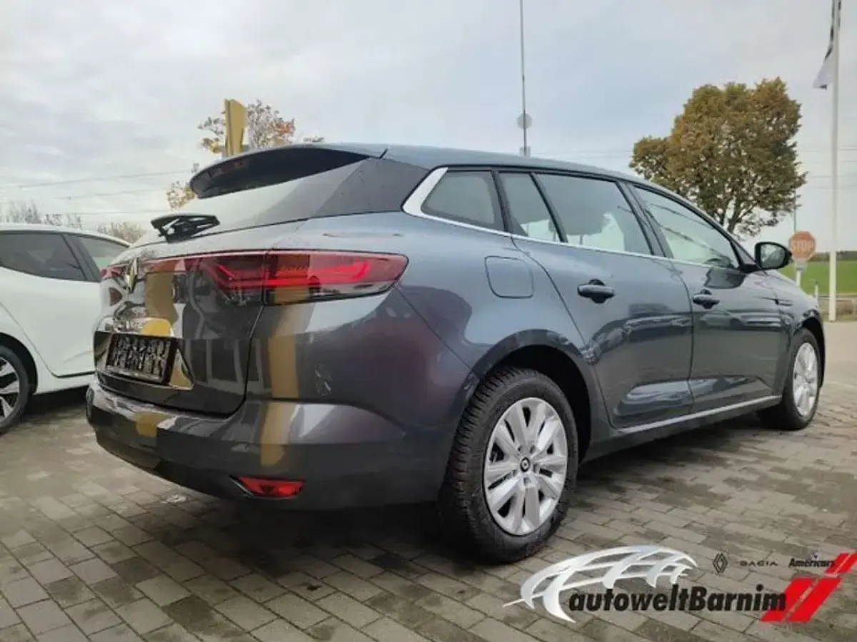 Neu Renault Mégane GrandTour Equilibre 140 PS (102 kW) 2026 Titangrau Kombi
