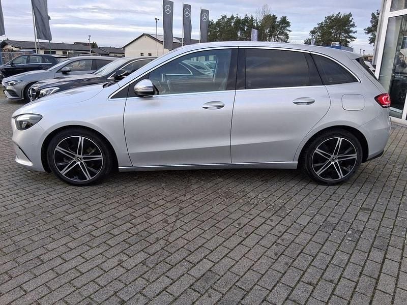 Gebraucht Mercedes B200 Progressive 150 PS (110 kW) 2020 Silber Van / Kleinbus