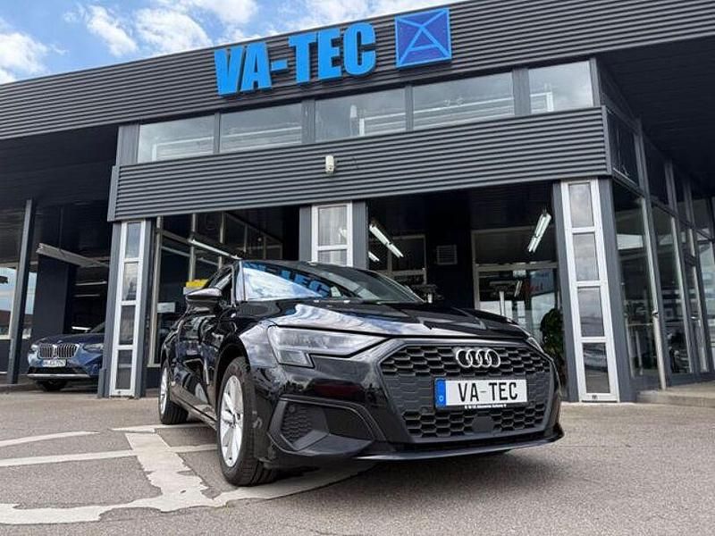Andere Gebraucht 2023 Audi A3 Basis Limousine | 21.990 € (Fairer Preis) - Bild 1/4