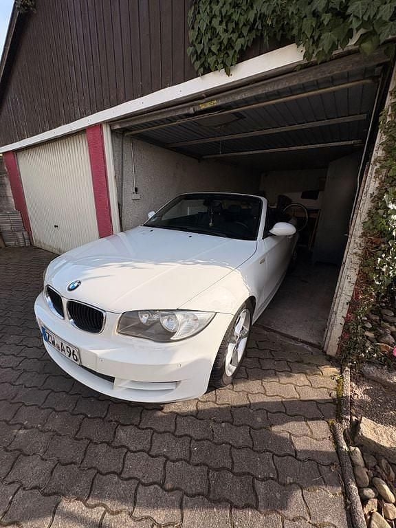 Gebraucht BMW 118 Cabriolet Performance 143 PS (105 kW) 2009 Weiß Cabrio