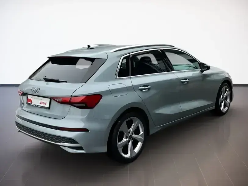 Gebraucht Audi A3 Advanced Plus 150 PS (110 kW) 2024 Pfeilgrau perleffekt Limousine