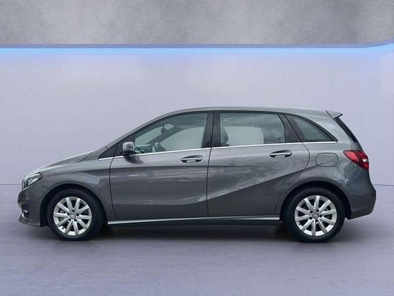 Gebraucht Mercedes B200 136 PS (100 kW) 2018 Mountaingraumet. Van / Kleinbus