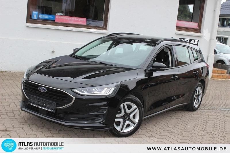 Gebraucht Ford Focus Cool & Connect 120 PS (88 kW) 2022 Schwarz Kombi