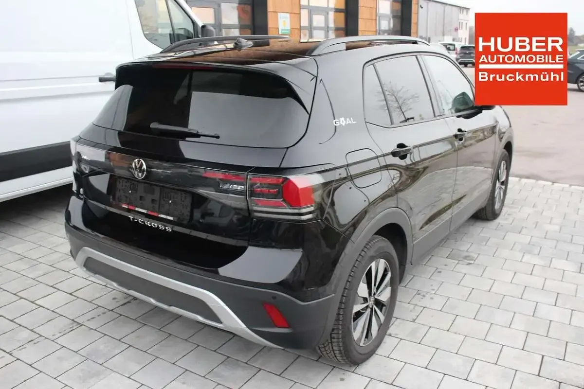 Gebraucht VW T-Cross Goal 116 PS (85 kW) 2025 Deep black perleffekt SUV