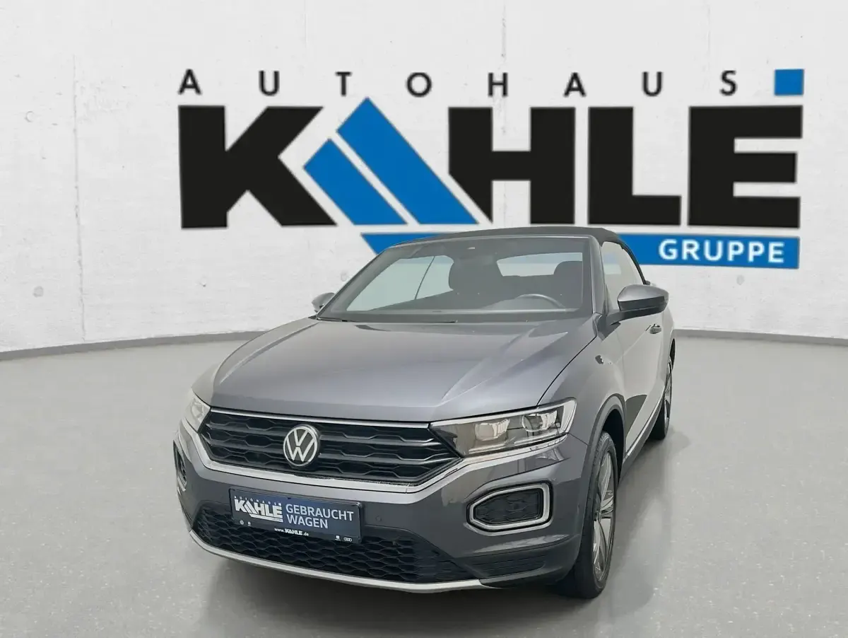 Gebraucht VW T-Roc Cabriolet Style 150 PS (110 kW) 2022 Schwarz Cabrio