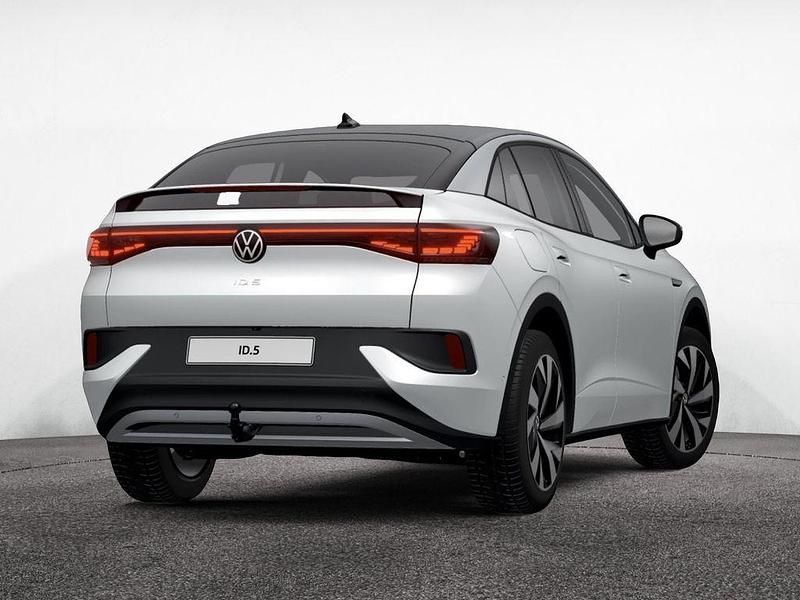 Gebraucht VW ID.5 Pro Performance 150 kW (204 PS) 2022 Gletscherweiß metallic (metallic) SUV