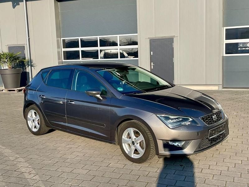 Second-hand Seat Leon FR 184 CP (135 kW) 2015 Gri Berlinǎ