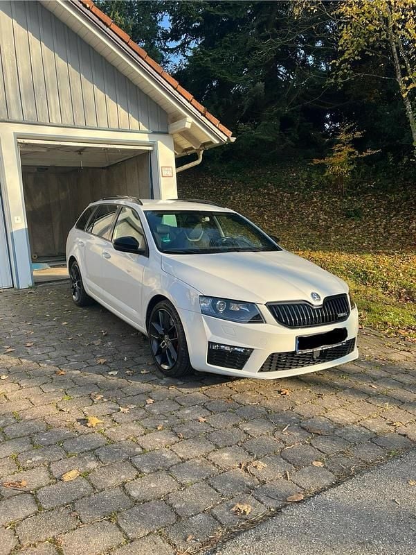 Gebraucht Skoda Octavia RS 220 PS (161 kW) 2014 Weiß Kombi