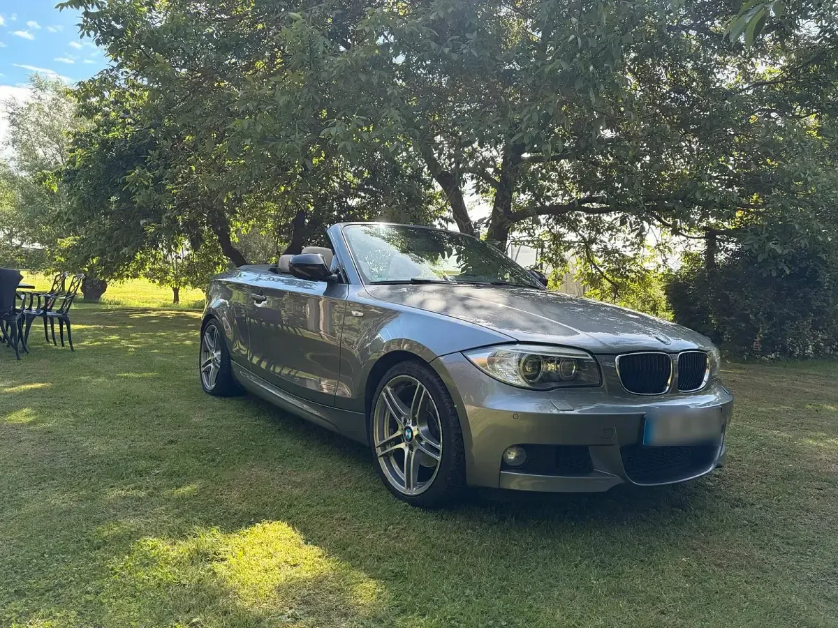 Gebraucht BMW 125 M Sport 270 PS (198 kW) 2012 Silber Kleinwagen
