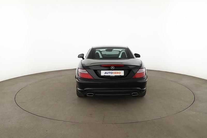 Gebraucht Mercedes SLK200 184 PS (135 kW) 2015 Schwarz Cabrio