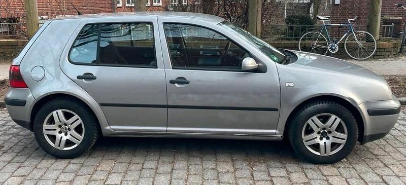 Gebraucht VW Golf IV 101 PS (74 kW) 2003 Silber Kleinwagen