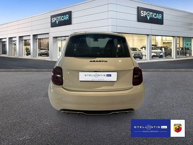 Gebraucht Abarth 500e 114 kW (155 PS) 2025 Weiß Kleinwagen