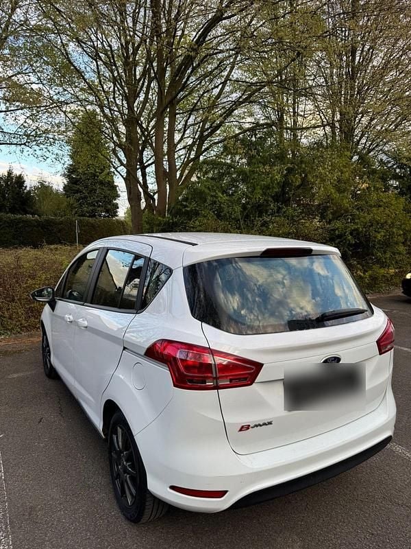 Usado Ford B-MAX 90 HP (66 kW) 2013 Branco Monovolume