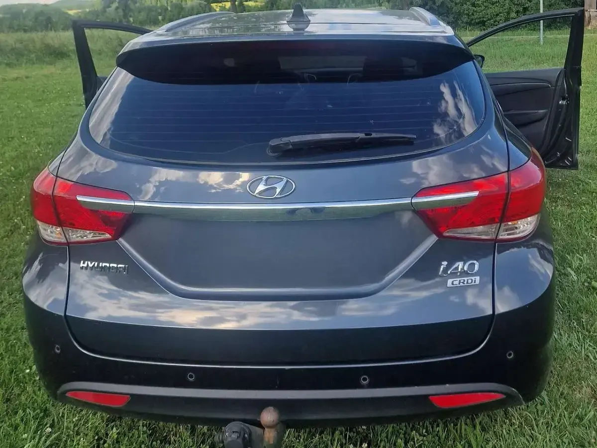 Gebraucht Hyundai i40 Style 136 PS (100 kW) 2014 Grau Kombi