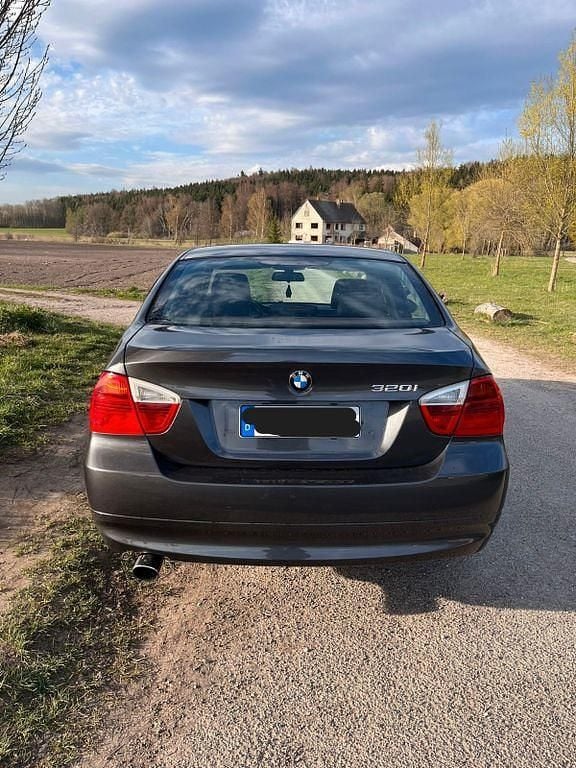 Usata BMW 320 150 CV (110 kW) 2005 Grigio Berlina