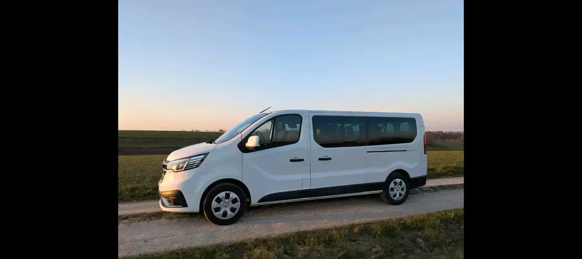 Gebraucht Renault Trafic 151 PS (111 kW) 2024 Weiß Van / Kleinbus