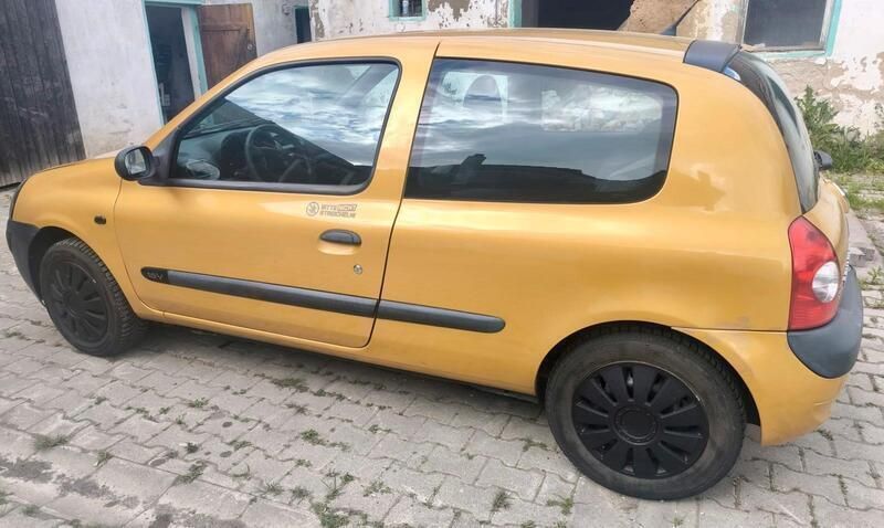Gold Gebraucht 2002 Renault Clio II Kleinwagen | 1.600 € - Bild 1/4
