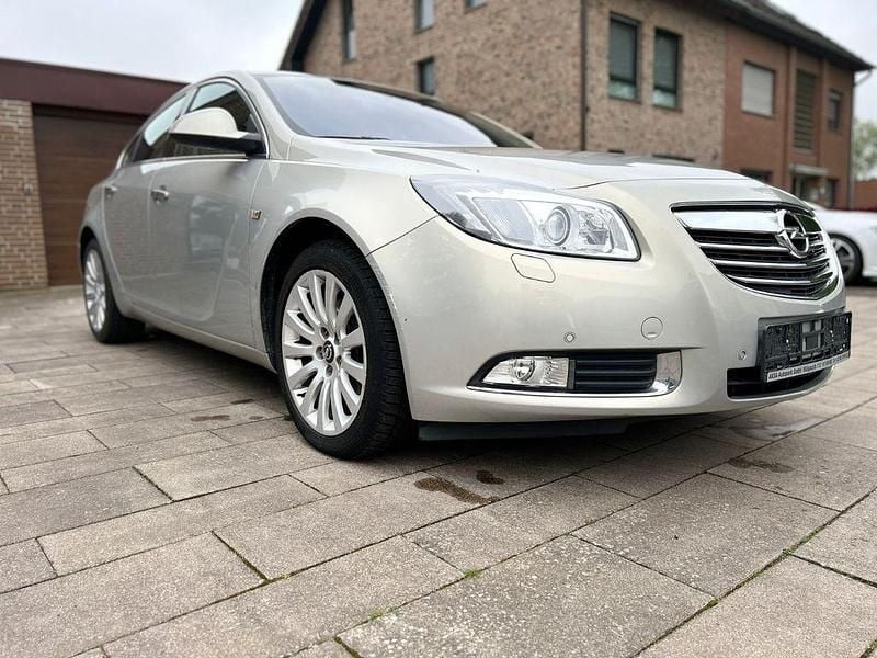 Gebraucht Opel Insignia Cosmo 220 PS (161 kW) 2009 Grau Limousine