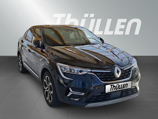 Begagnad Renault Arkana Techno 140 HK (102 kW) 2022 Svart SUV
