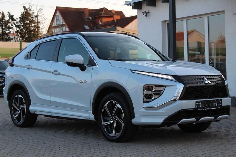 Gebraucht Mitsubishi Eclipse Cross Top 188 PS (138 kW) 2024 Weiß SUV