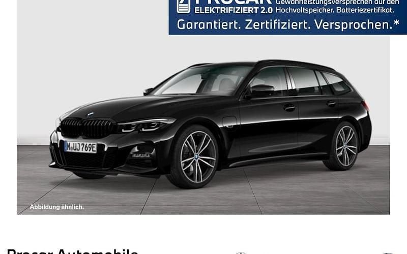 Schwarz Gebraucht 2022 BMW 320e M Sport Kombi | 34.495 € (Fairer Preis) - Bild 1/4