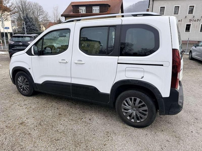 Gebraucht Peugeot Rifter Allure 110 PS (80 kW) 2019 Weiss Van / Kleinbus