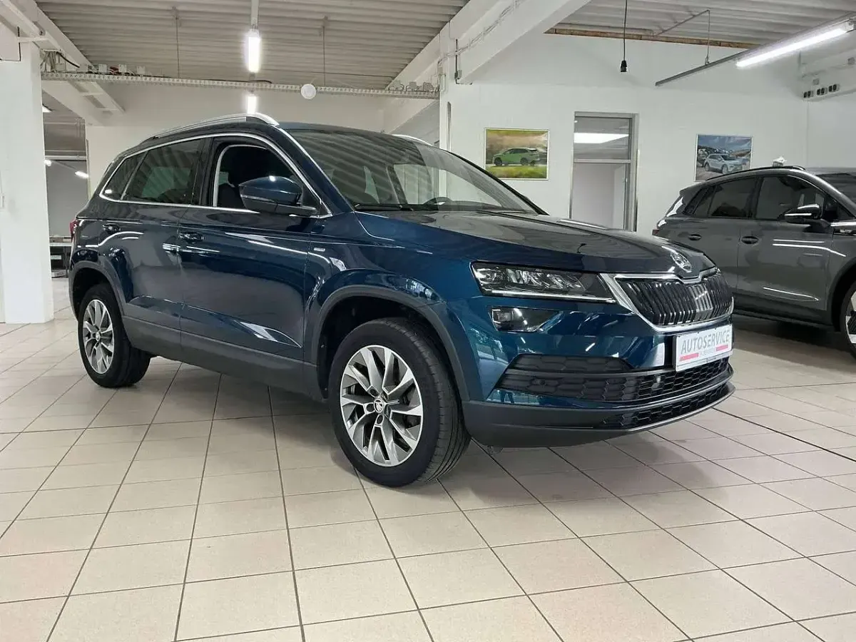 Gebraucht Skoda Karoq Clever 150 PS (110 kW) 2021 Lavablau metallic SUV