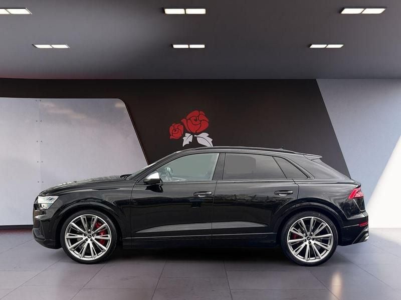 Gebraucht Audi SQ8 Ambiente 507 PS (372 kW) 2021 Mythosschwarz SUV