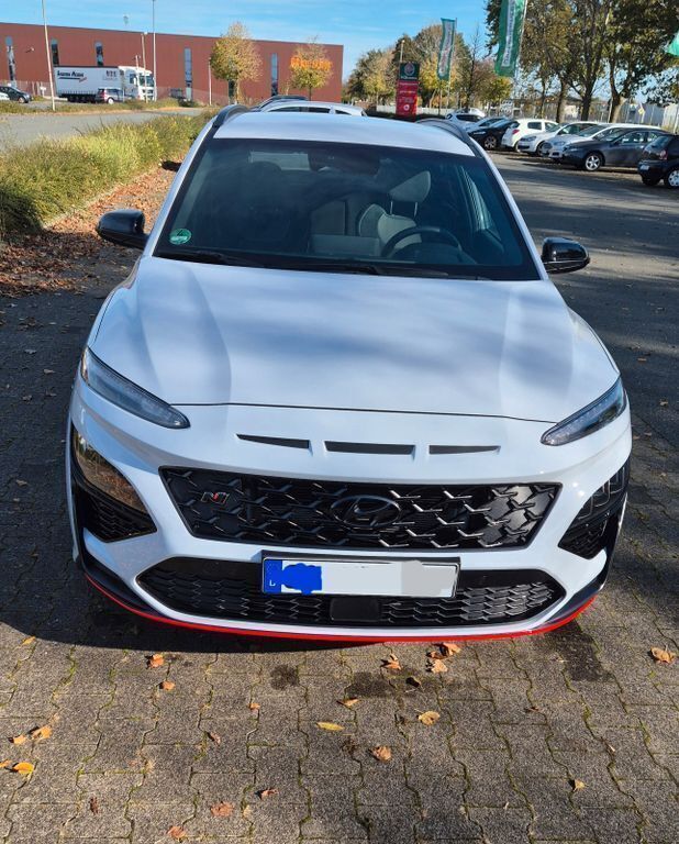 Blau Gebraucht 2023 Hyundai Kona SUV | 33.500 € (Fairer Preis) - Bild 1/4