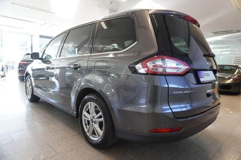 Gebraucht Ford Galaxy S 190 PS (139 kW) 2023 Grau Van / Kleinbus