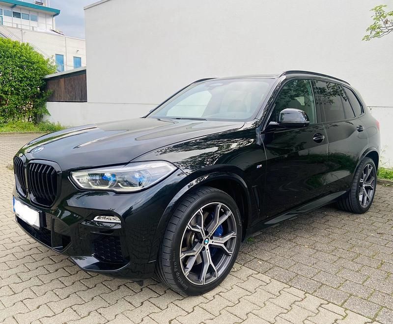 Schwarz Gebraucht 2019 BMW X5 M Sport SUV | 49.999 € (Etwas zu teuer) - Bild 1/4