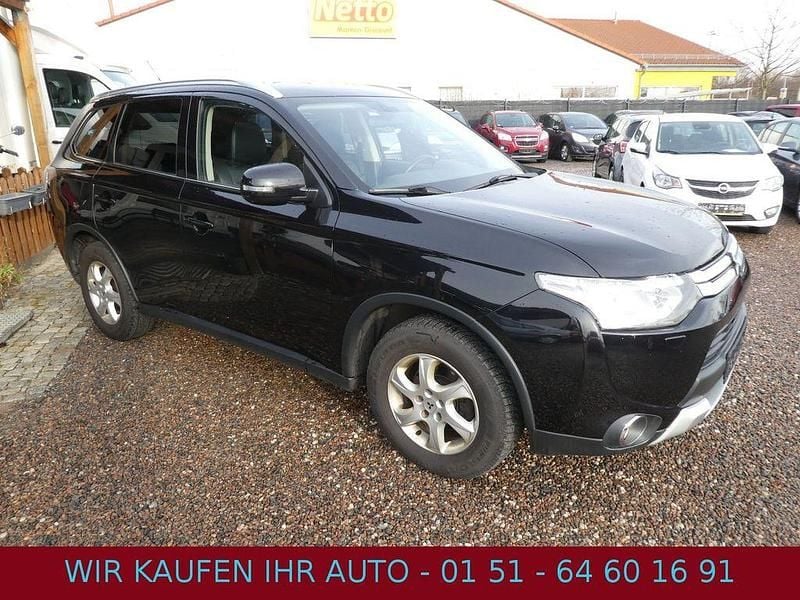 Gebraucht Mitsubishi Outlander Instyle 150 PS (110 kW) 2014 Schwarz SUV