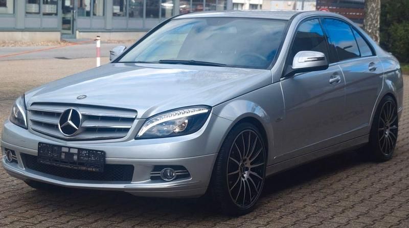 Gebraucht Mercedes C200 184 PS (135 kW) 2007 Silber Limousine