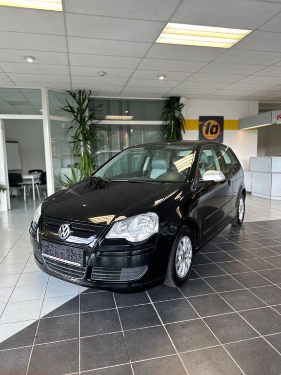 Schwarz Gebraucht 2009 VW Polo Limousine | 4.180 € (Teuer) - Bild 1/4