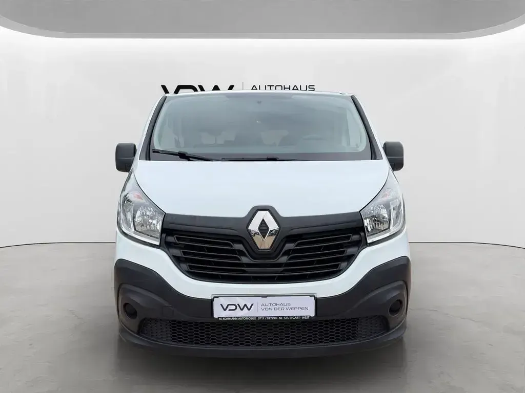 Gebraucht Renault Trafic Komfort 125 PS (91 kW) 2018 Weiß Van / Kleinbus