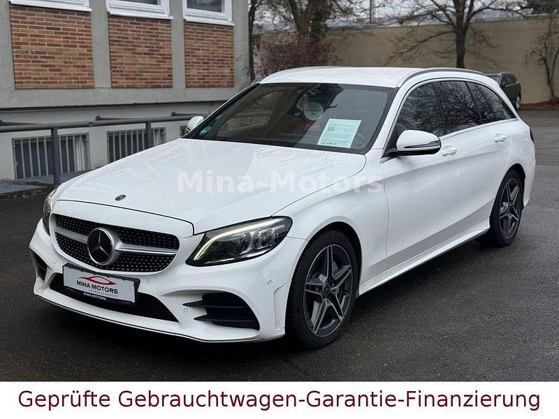 Weiß Gebraucht 2019 Mercedes C300 AMG Kombi | 21.999 € (Guter Preis) - Bild 1/4