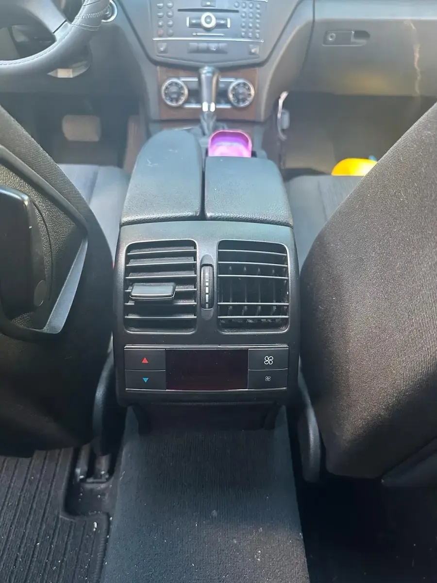 Gebraucht Mercedes C320 224 PS (164 kW) 2008 Grau Limousine