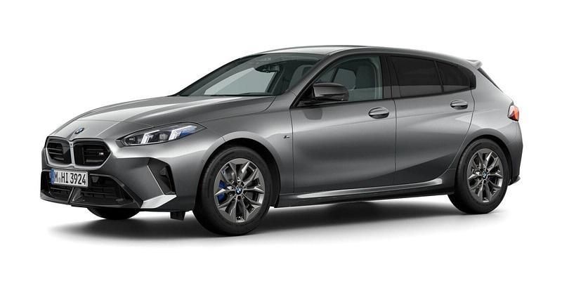 Grau Gebraucht 2024 BMW M135 Shadowline Kleinwagen | 48.641 € - Bild 1/4