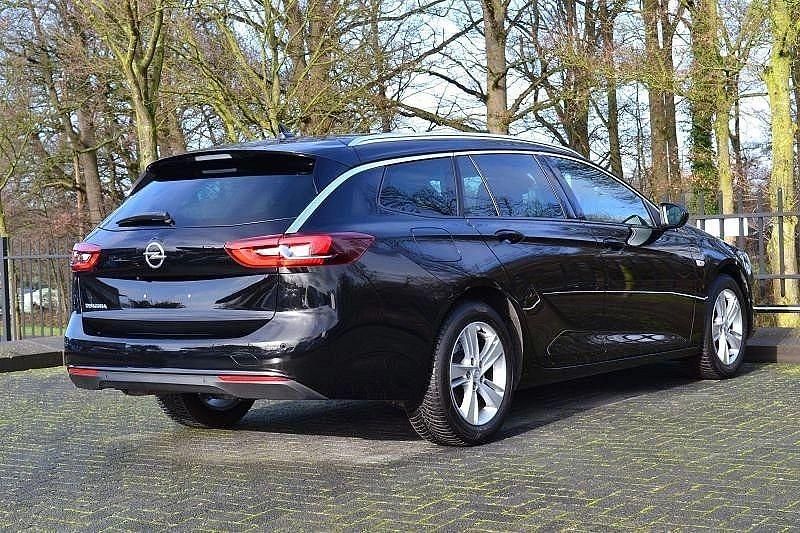 Gebraucht Opel Insignia Elegance 122 PS (89 kW) 2020 Schwarz