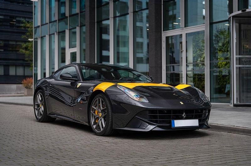 Gebraucht Ferrari F12 741 PS (545 kW) 2015 Schwarz
